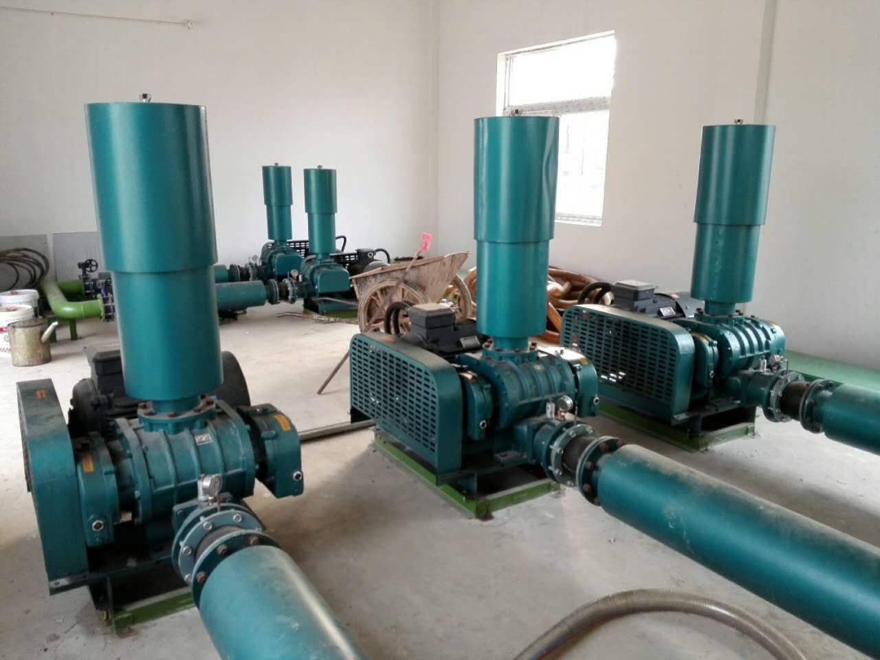 冶金行業(yè)用羅茨風(fēng)機(jī) 冶金行業(yè)用羅茨風(fēng)機(jī)